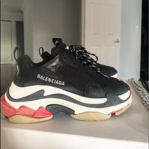 Balenciaga triple s